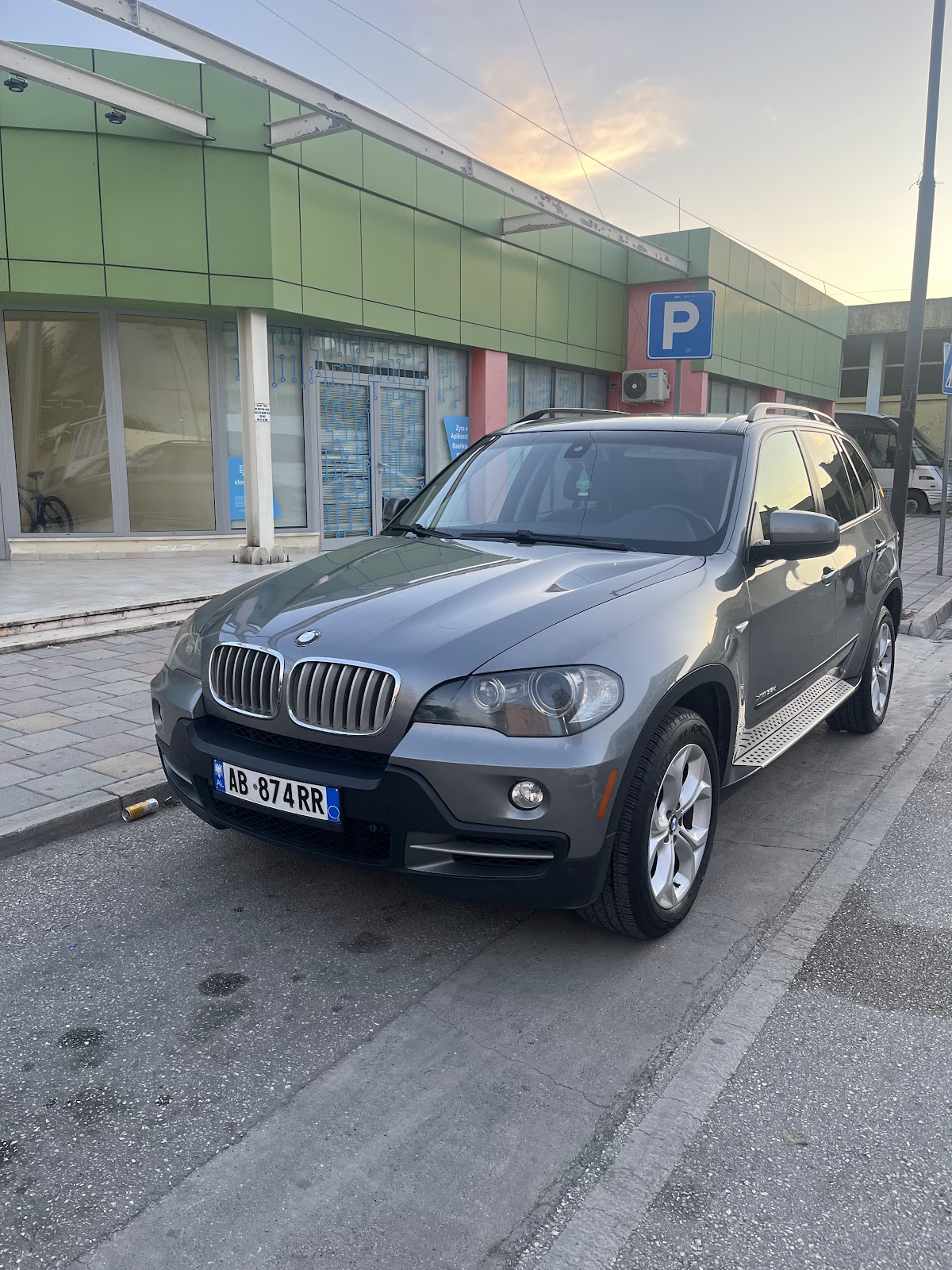Makina Me Qera Station Fier — Makina me Qira në Fier — photo 5