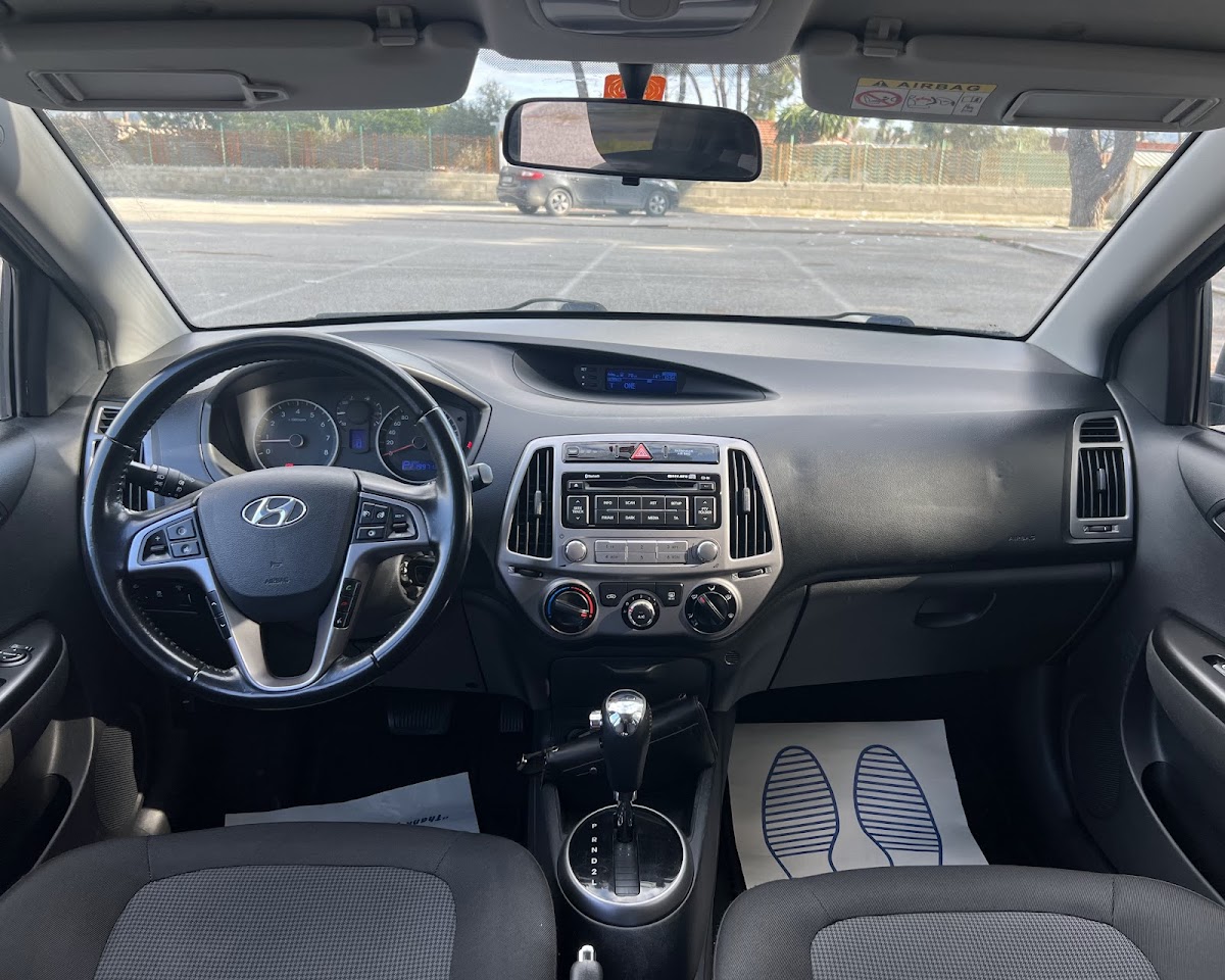 Rental Car Megli - Makina me qera photo 5