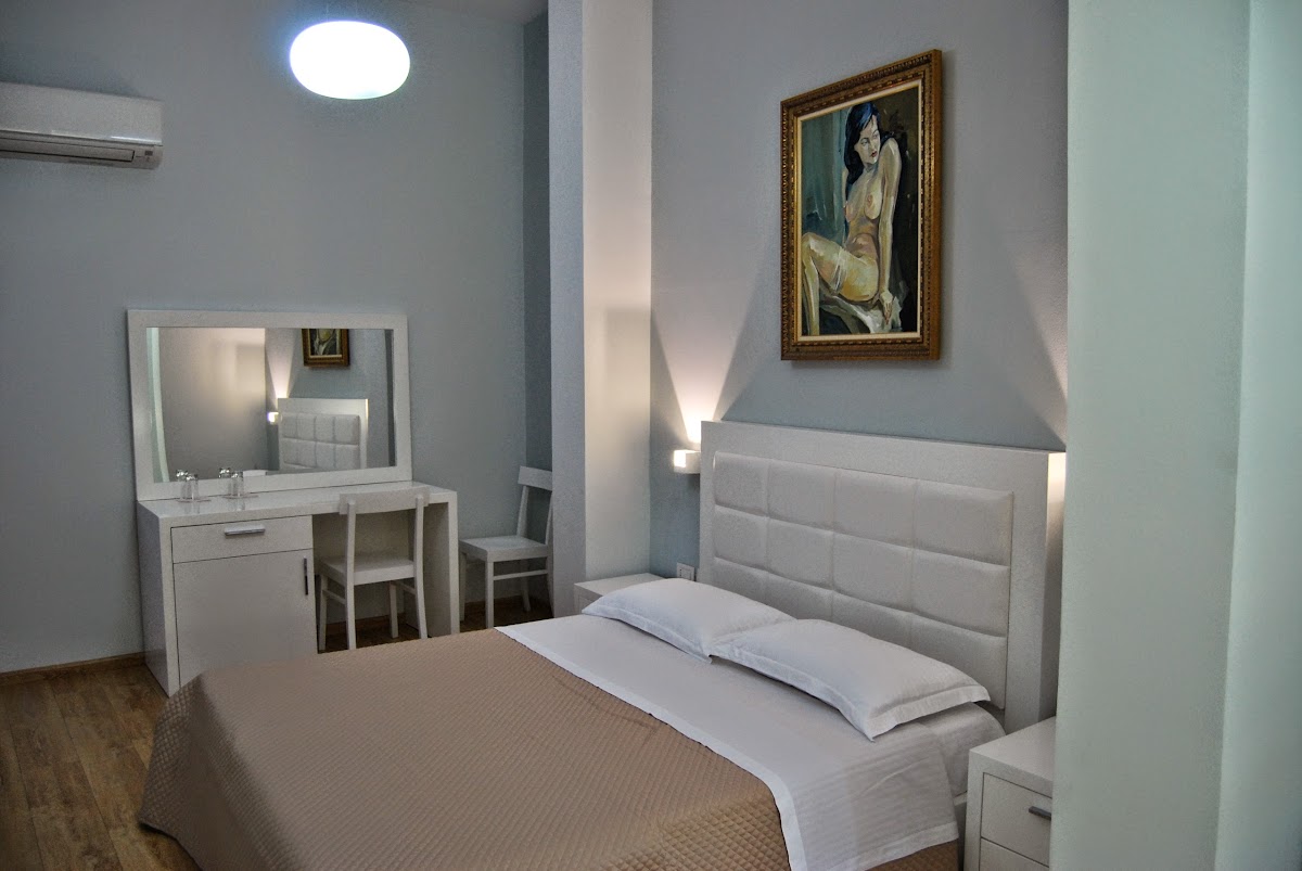 White City Hotel photo 4