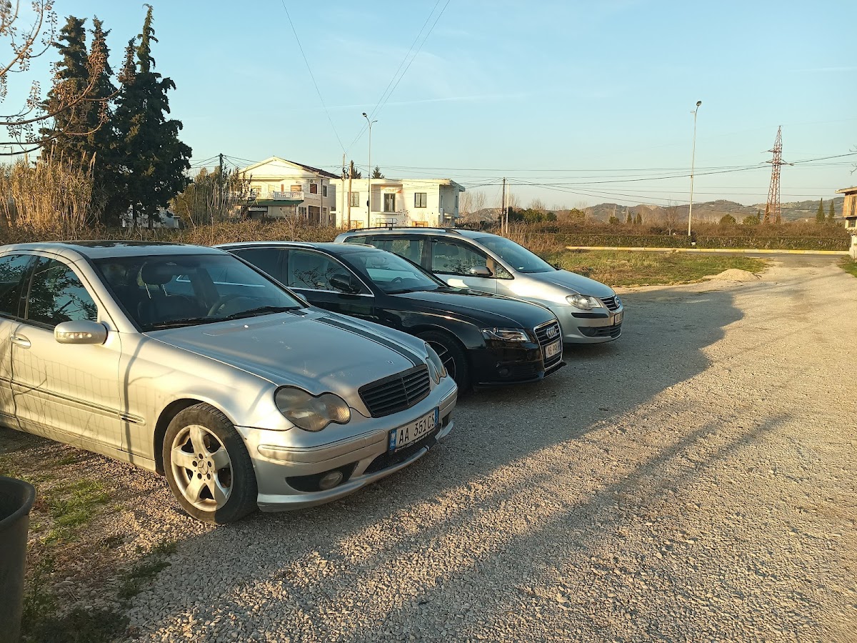 Makina me Qira Roel Fejmar photo 3