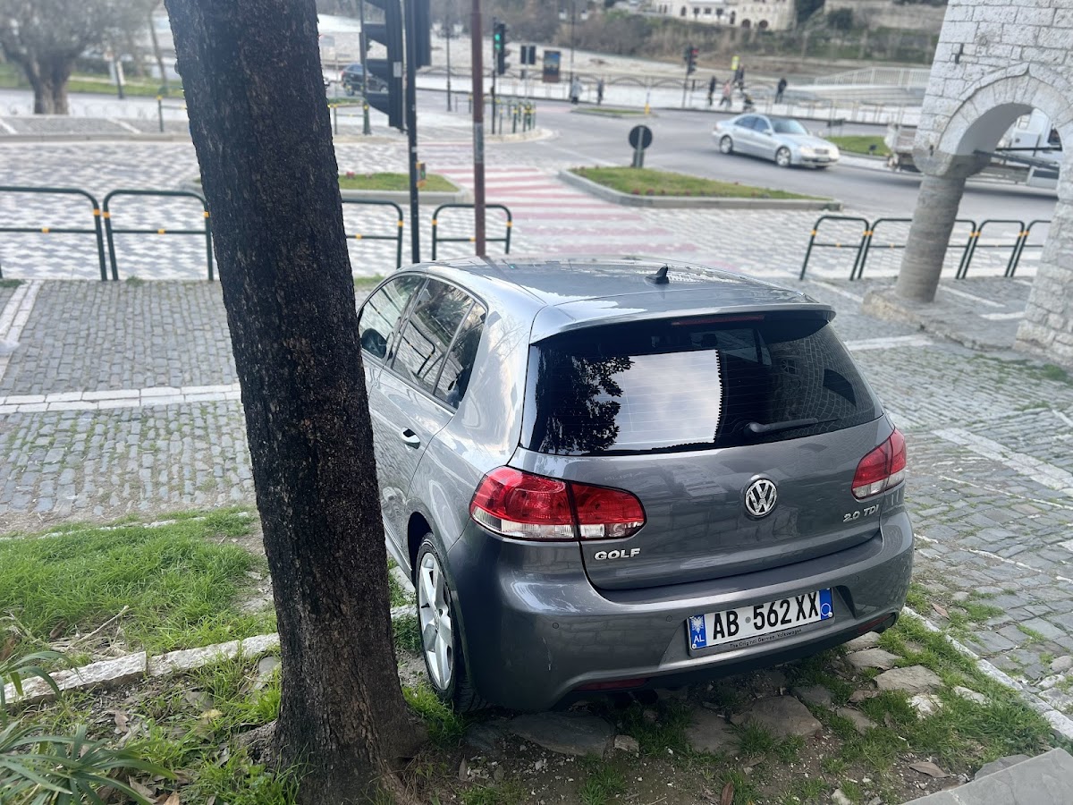 ARLIN RENTAL CARS photo 5