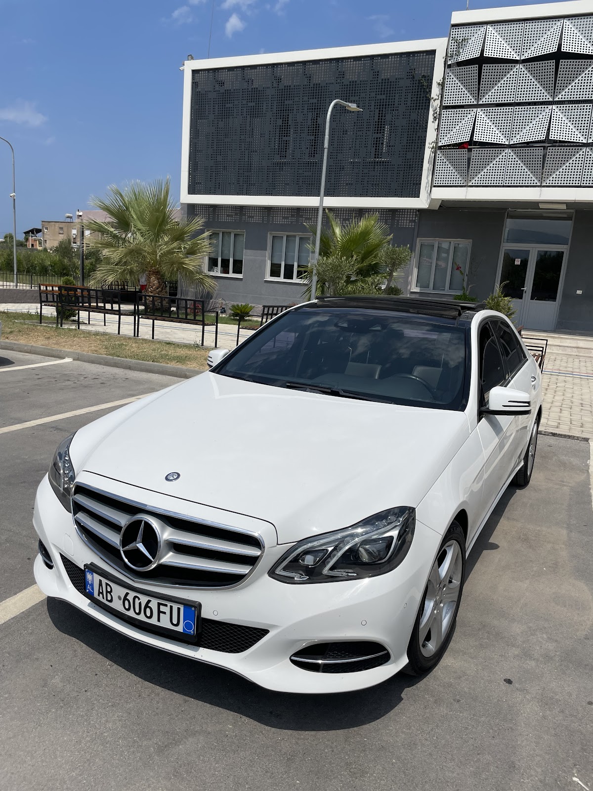 Makina me qera Vlore Treblova Rental car vlore photo 3