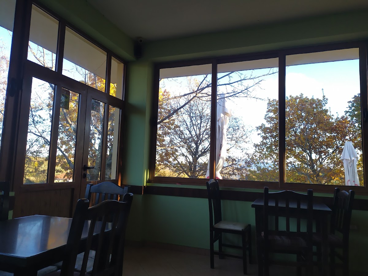 Juli Bar Restaurant photo 4