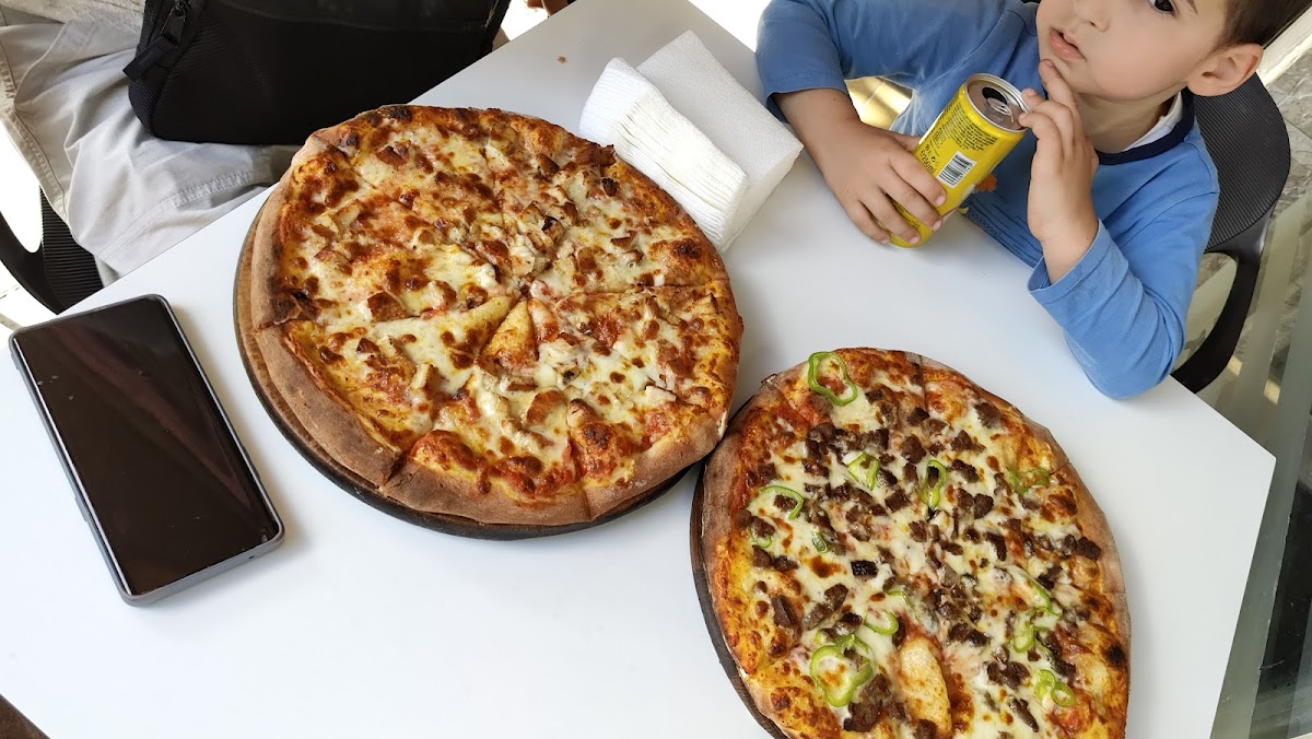 PIZZA HALLALL Relax photo 2