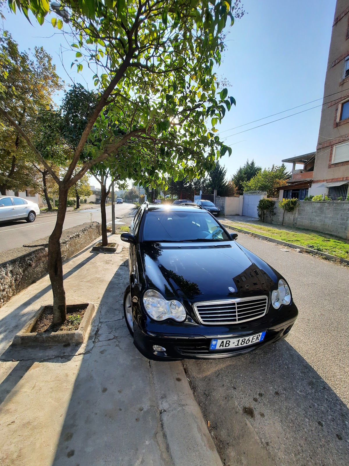 Auto Roan Rent Car photo 2