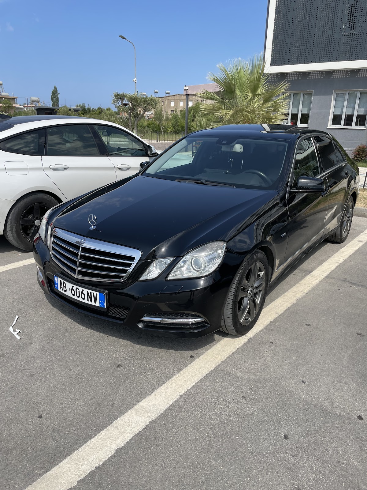 Makina me qera Vlore Treblova Rental car vlore photo 2
