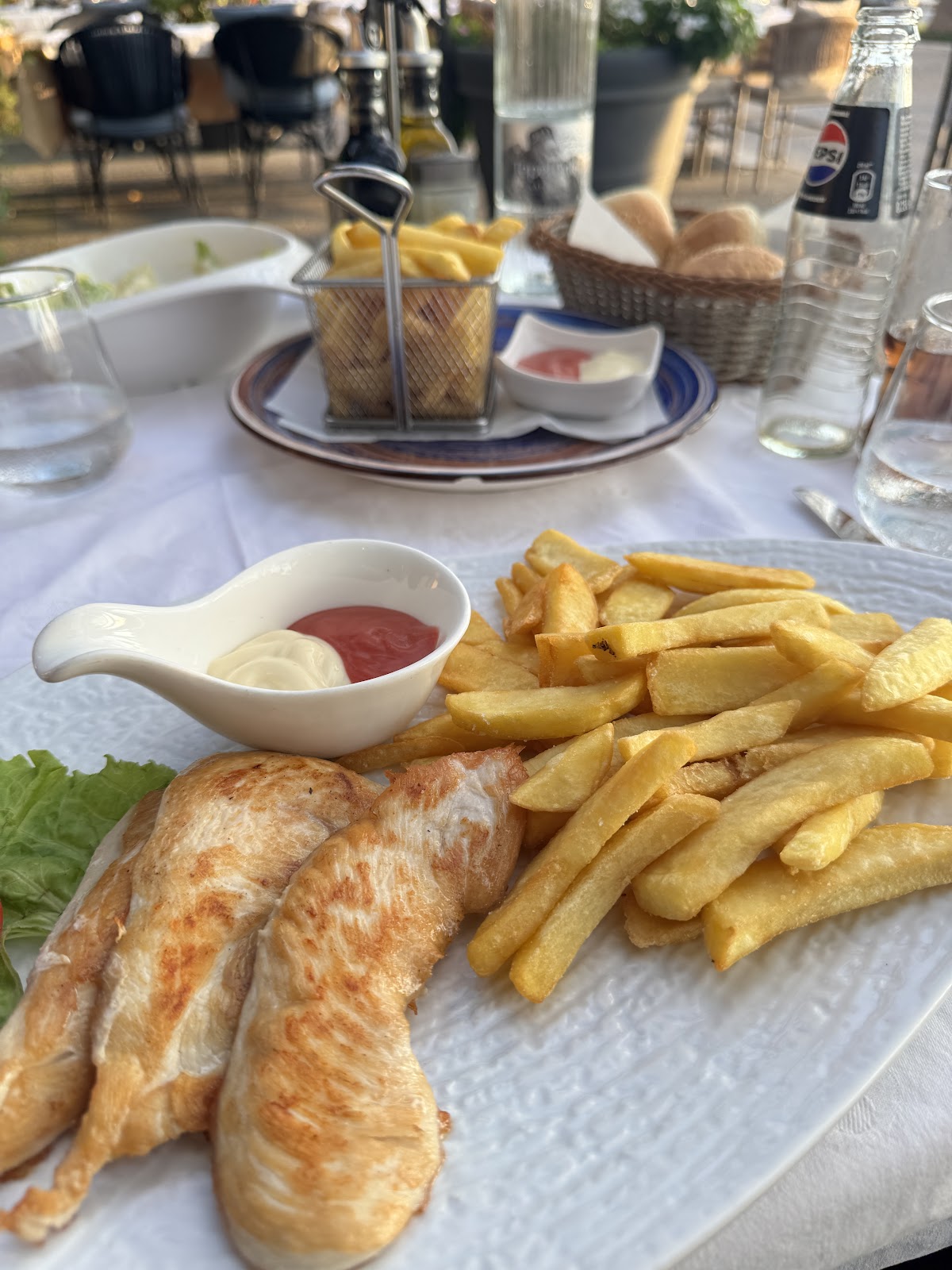 Restorant Gold Fish Mustafa photo 5