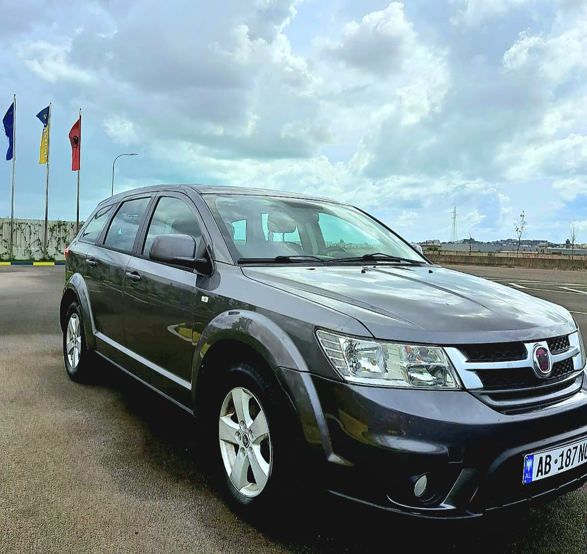 NOLEGGIO Auto Van MiniVan MAXIVAN Durazzo Tirana Rental Car Tirana Airport MAKINA ME QIRA Durres photo 5