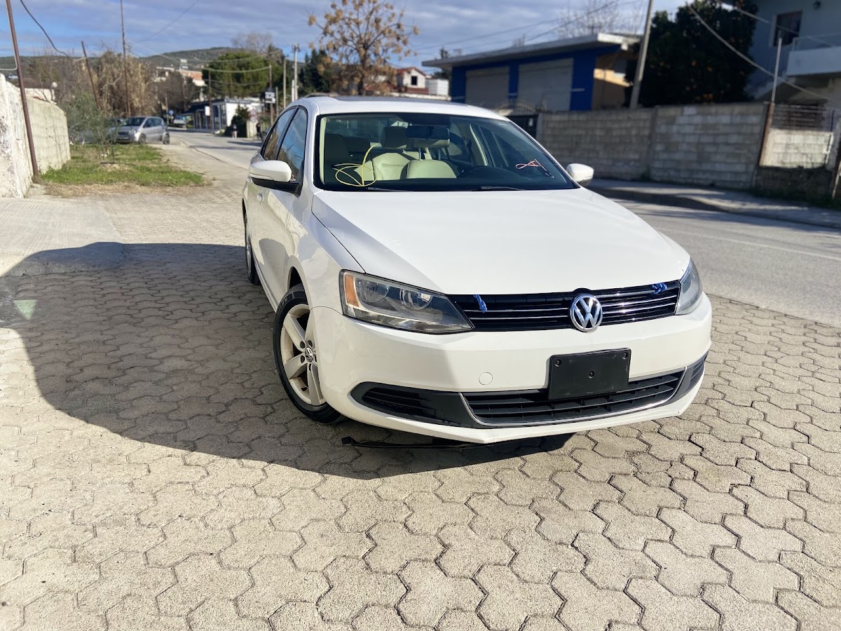 ARLIN RENTAL CARS photo 3