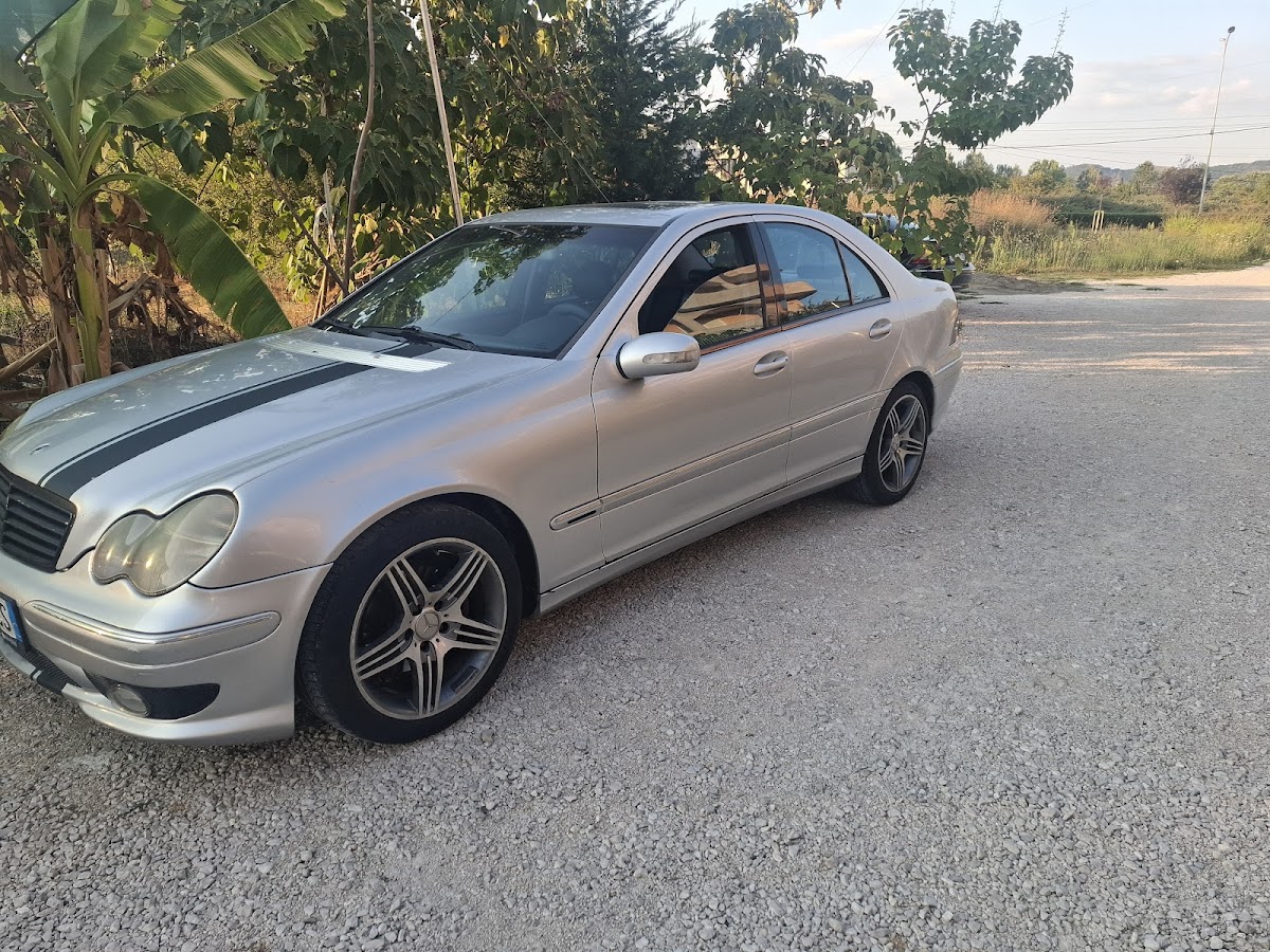 Makina me Qira Roel Fejmar photo 5