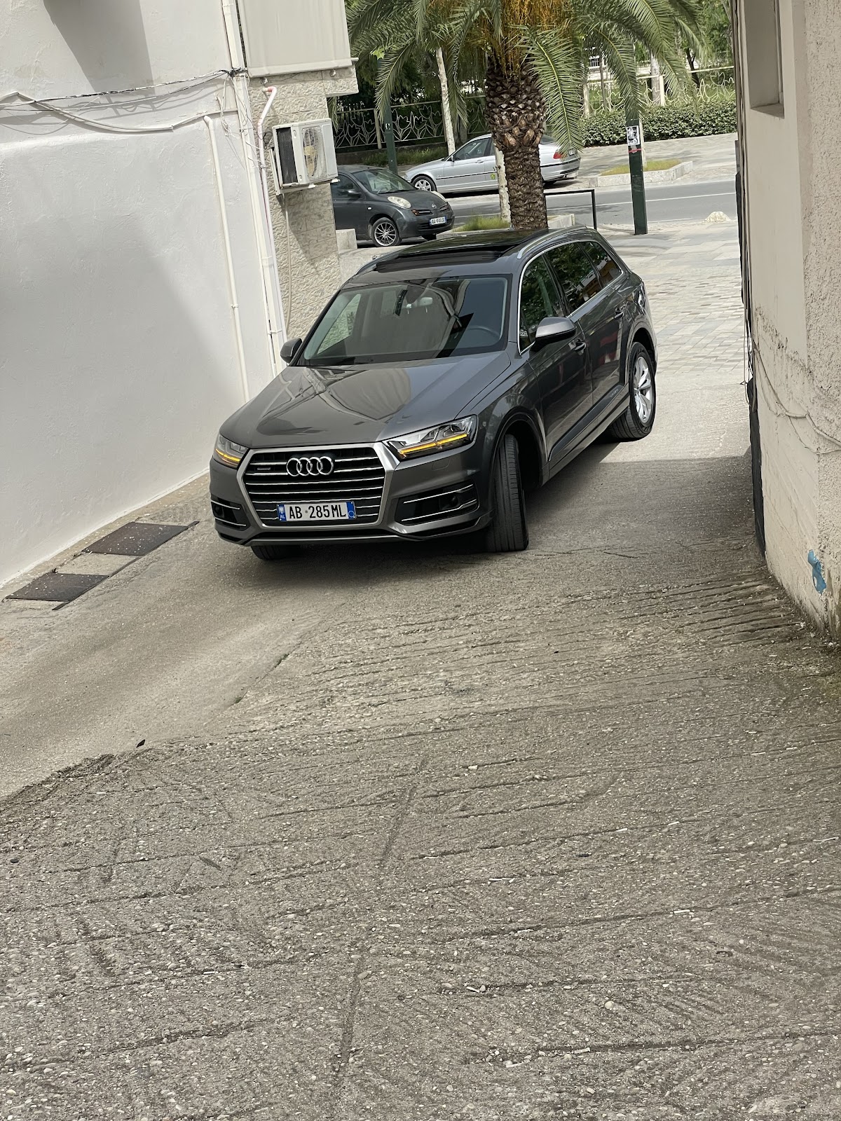 Makina me qera Vlore Treblova Rental car vlore photo 5