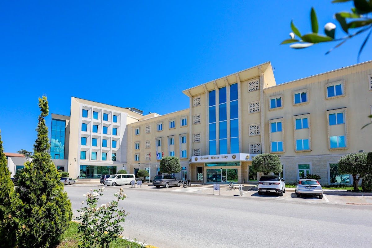 Hotel & Restaurant Grand White City Berat Albania photo 4