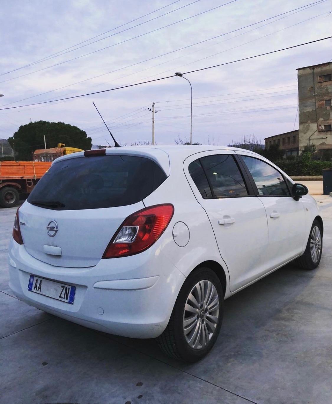 Erloti Auto Group photo 3