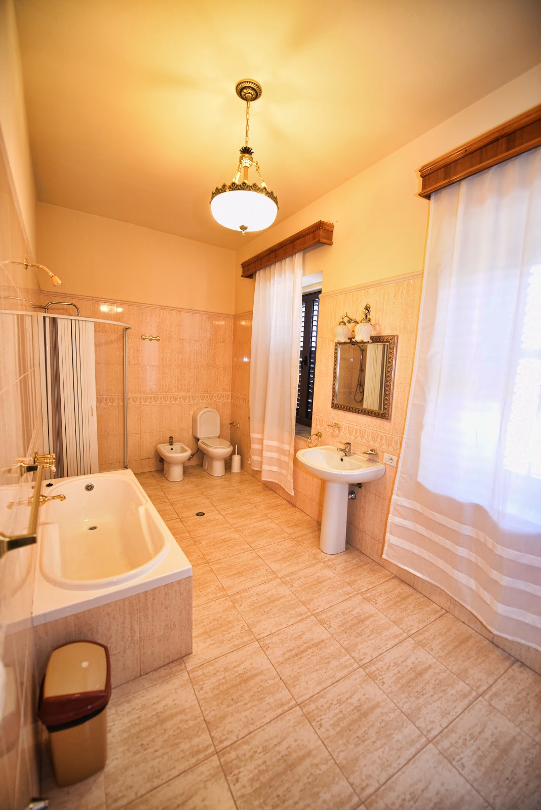 Rose Garden Hotel photo 4