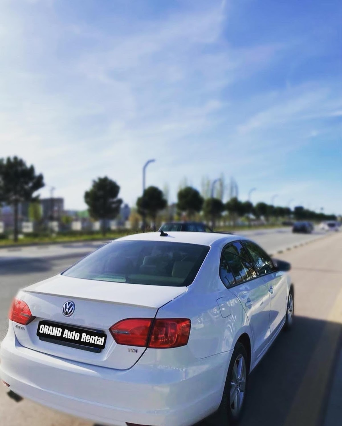 GRAND Auto Rental -Makina Me Qera photo 4