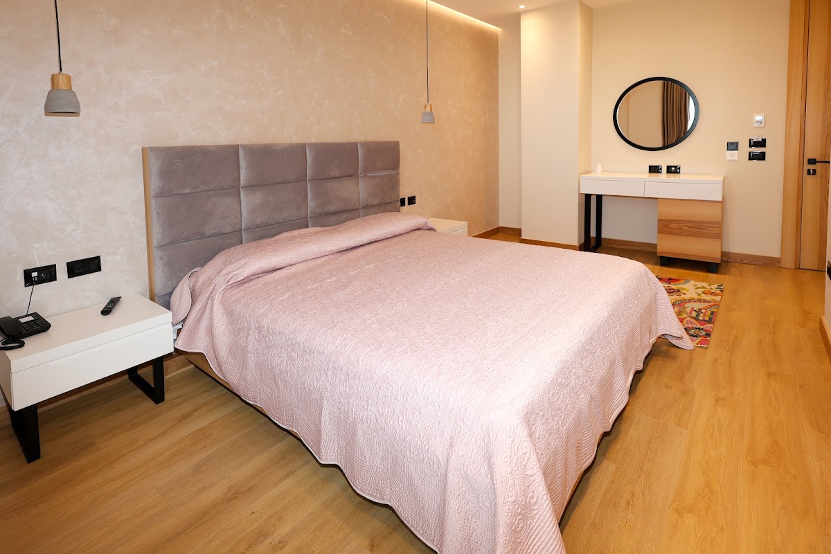 Hotel & Restaurant Grand White City Berat Albania photo 2