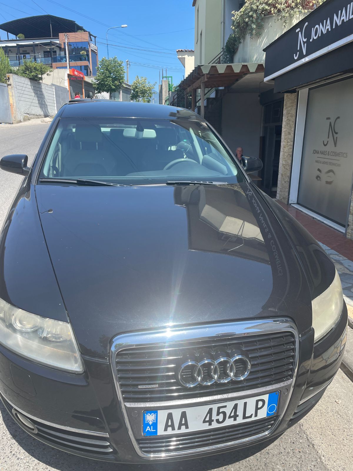 Caushi car rental photo 2
