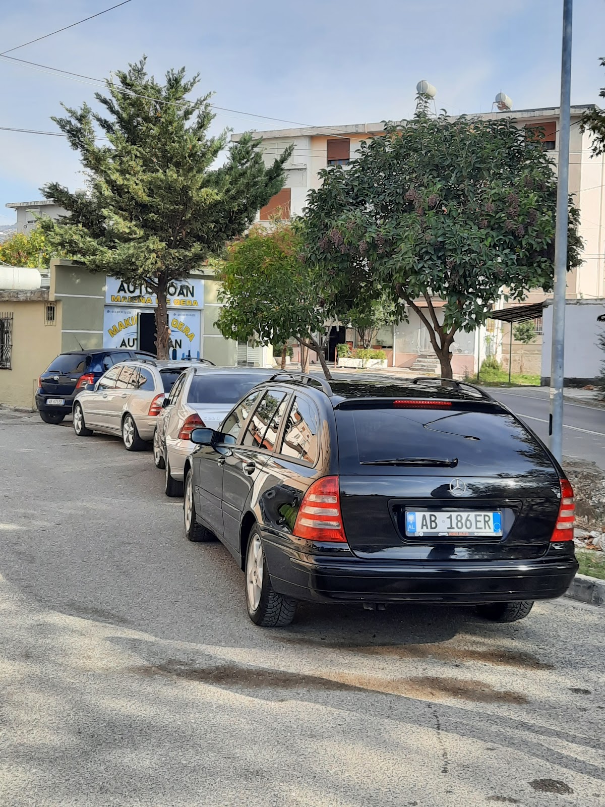 Auto Roan Rent Car photo 5