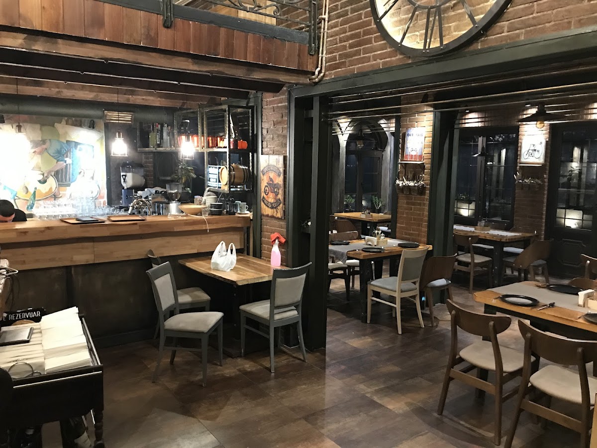 Restaurant Rosa e Tymosur