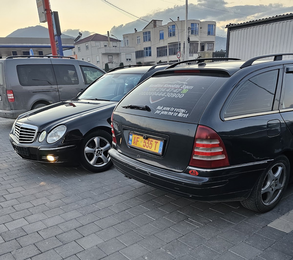 Taxi elektrike korce