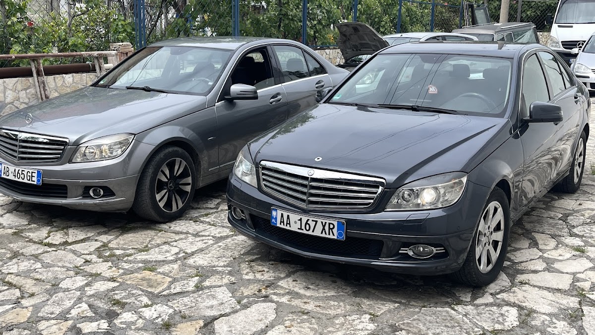 Rent a car unik Makina me qera photo 5