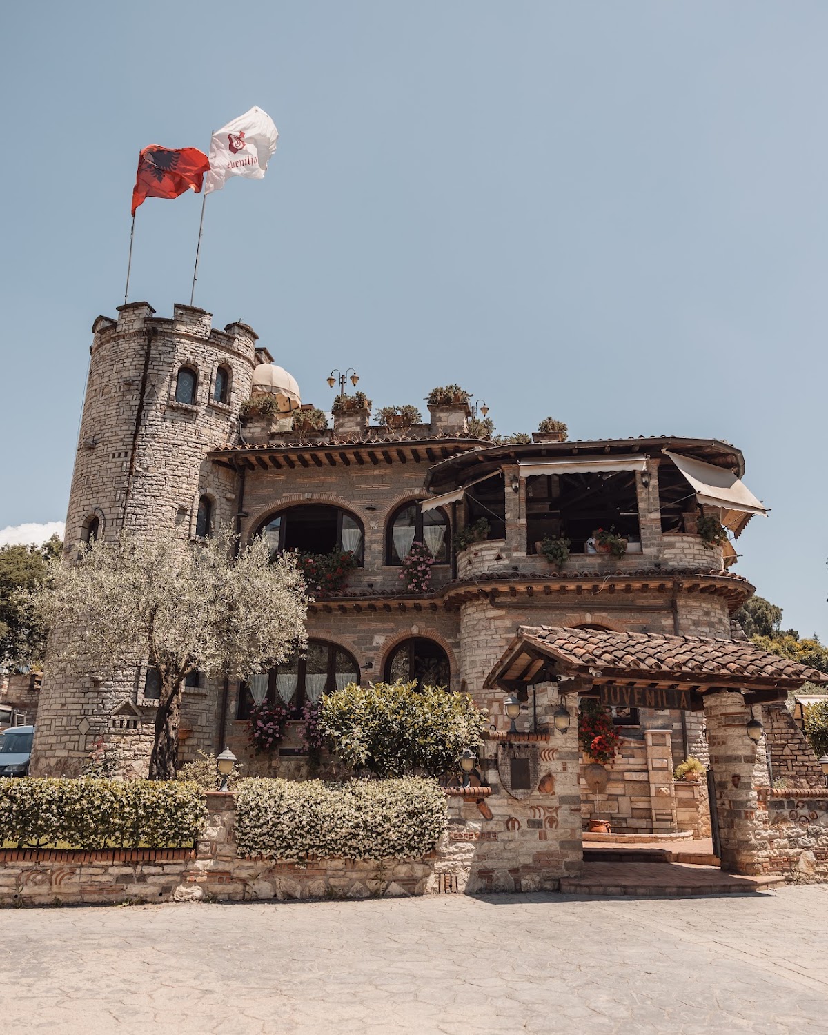 Juvenilja Castle photo 3
