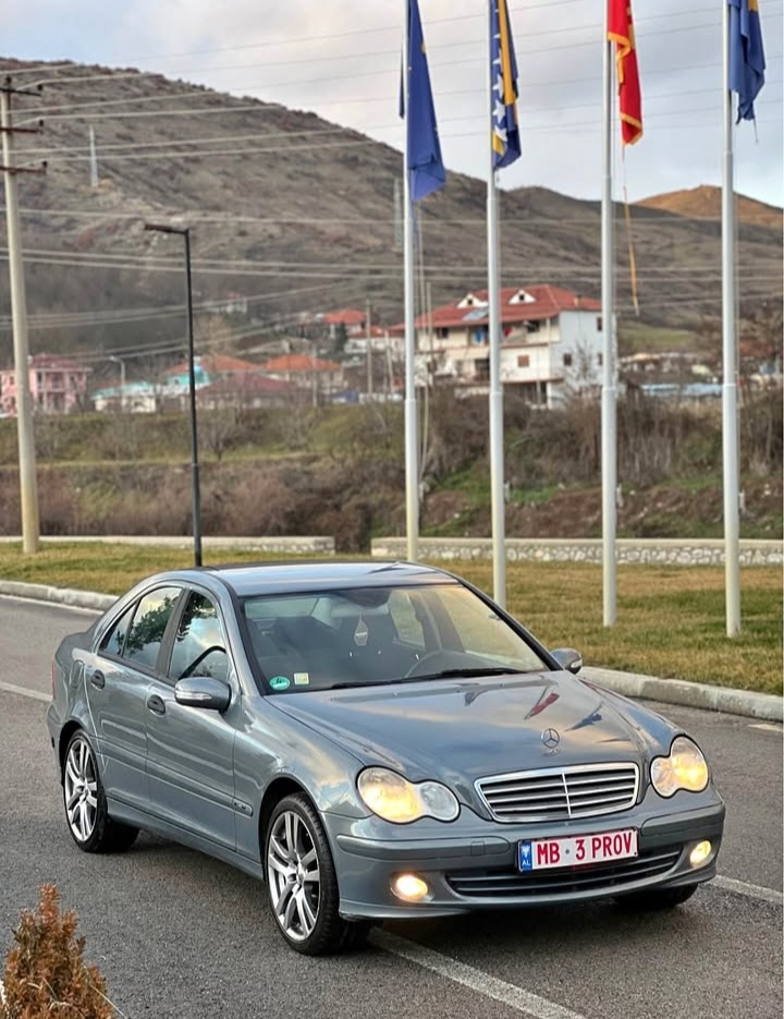 Makina me qira Korçë Rental photo 2