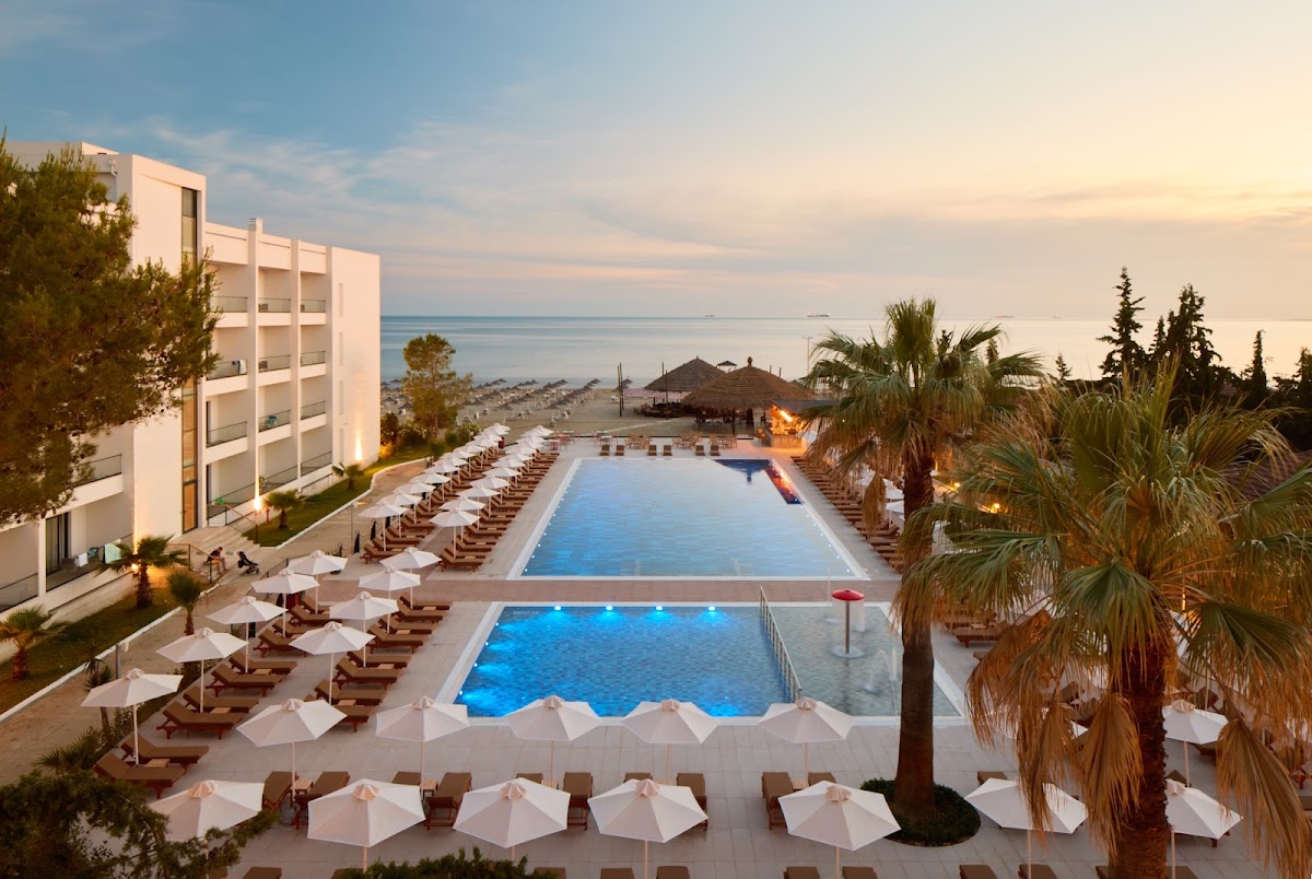 Tropikal Resort photo 4