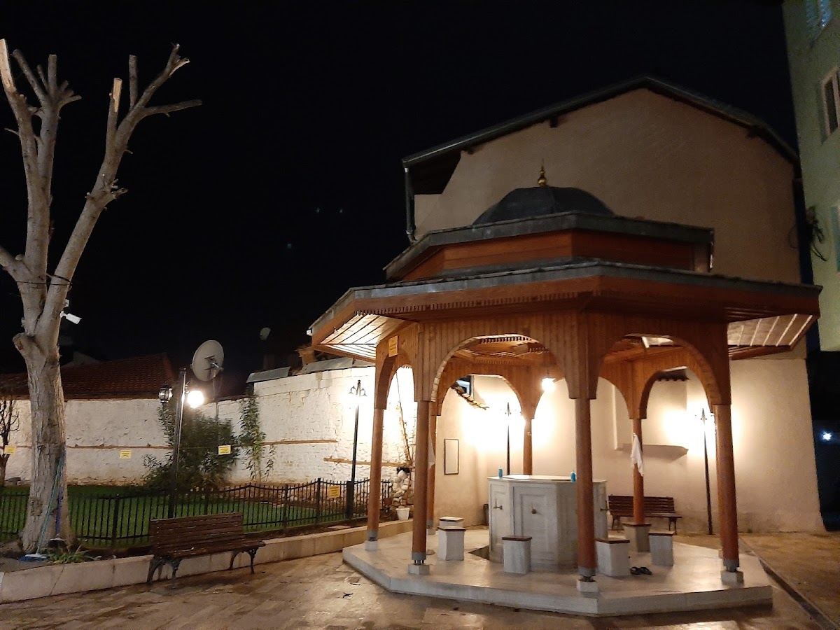 Xhamia e Emin Pashës — Atraksione në Prizren — photo 5