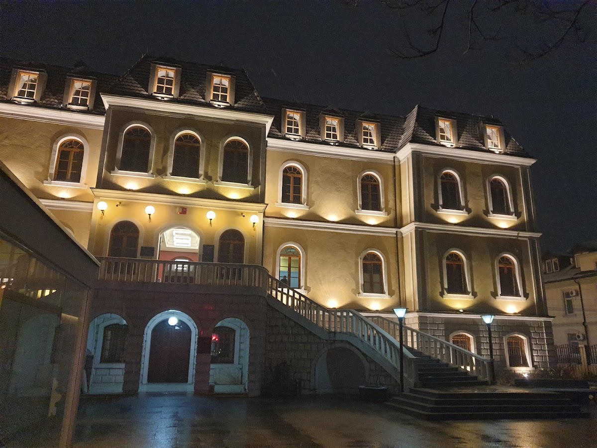 Kosovo Museum — Atraksione në Prishtinë — photo 2
