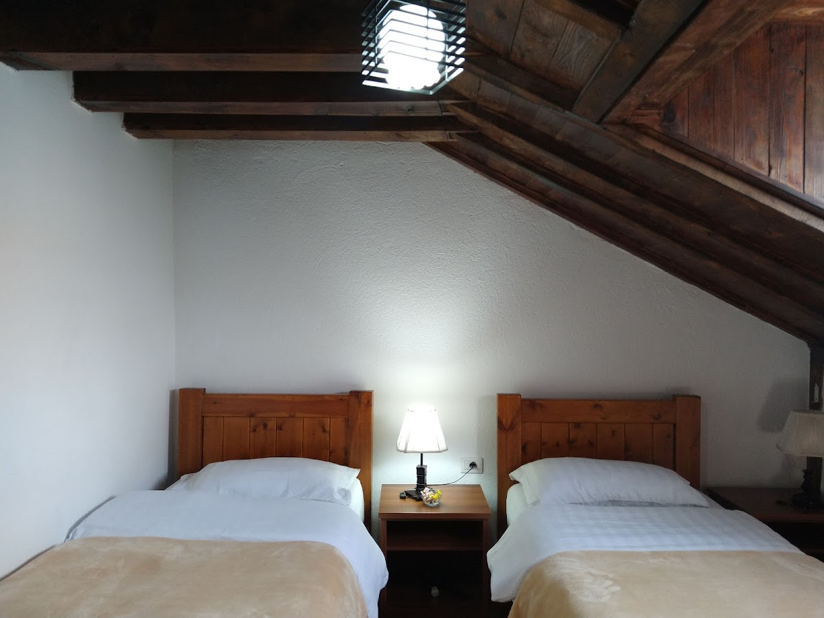 Hotel Bujtina e Bardhë photo 4