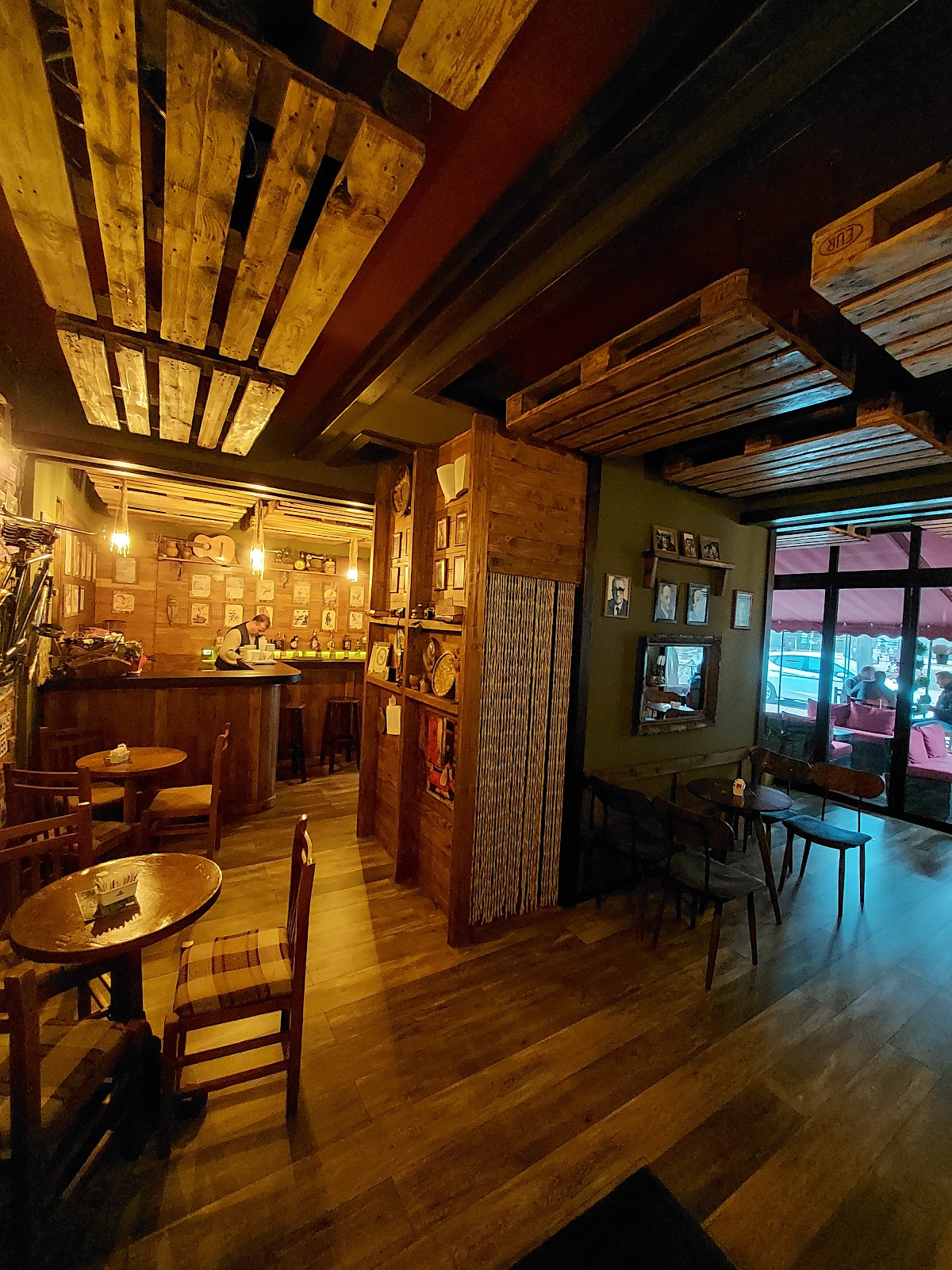 Retro-Cafe photo 3