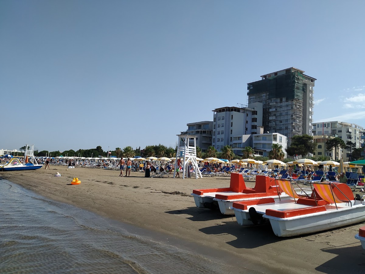 Plazhi i Shkëmbit të Kavajës