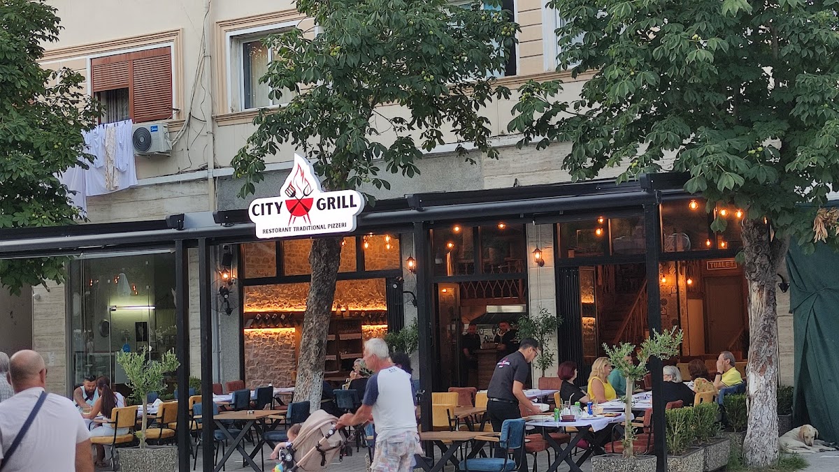 Foty Grill