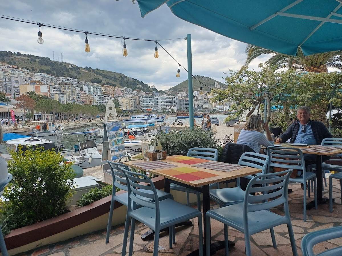 Limani Bar Restaurant photo 4