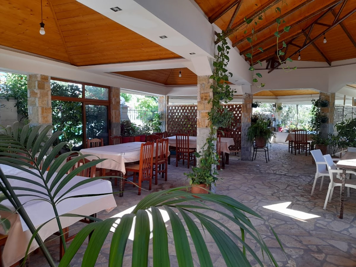 Bar Restorant Hotel "Altini"