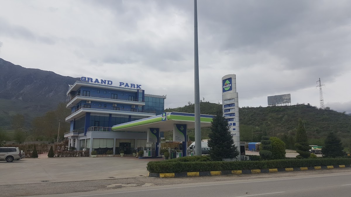 Grand Park Hotel