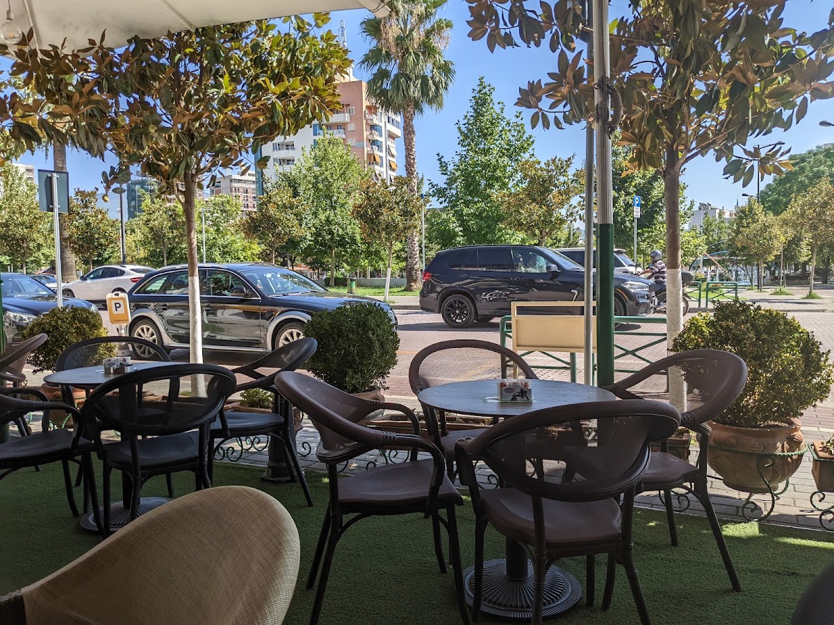 Urban Café