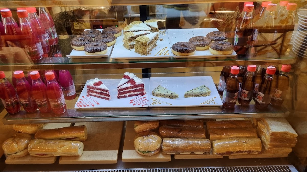 Sophie coffee and snacks photo 5