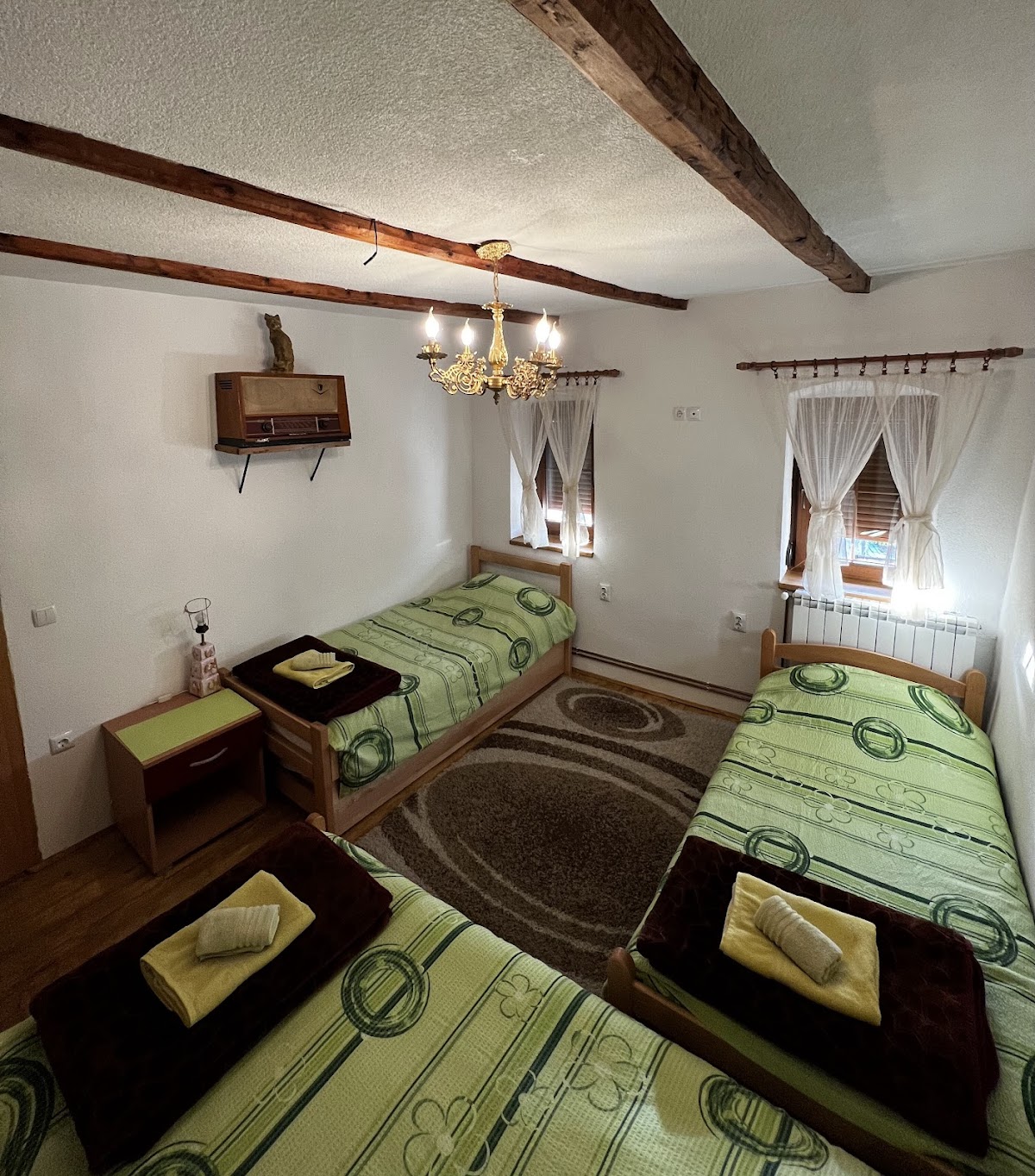 Виница Петровић и смештај, Велика Хоча — Hotele & Akomodim në Rahovec — photo 2