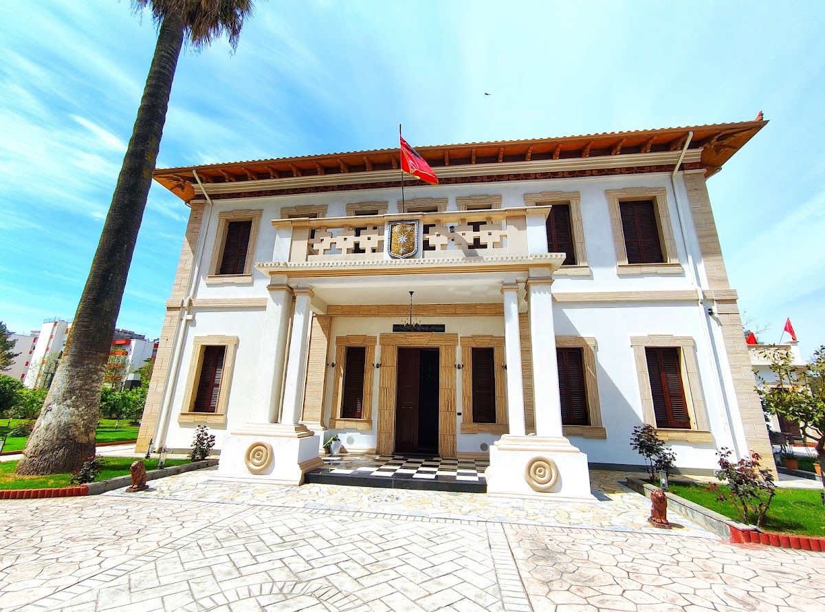 House of Eqerem Bey photo 4