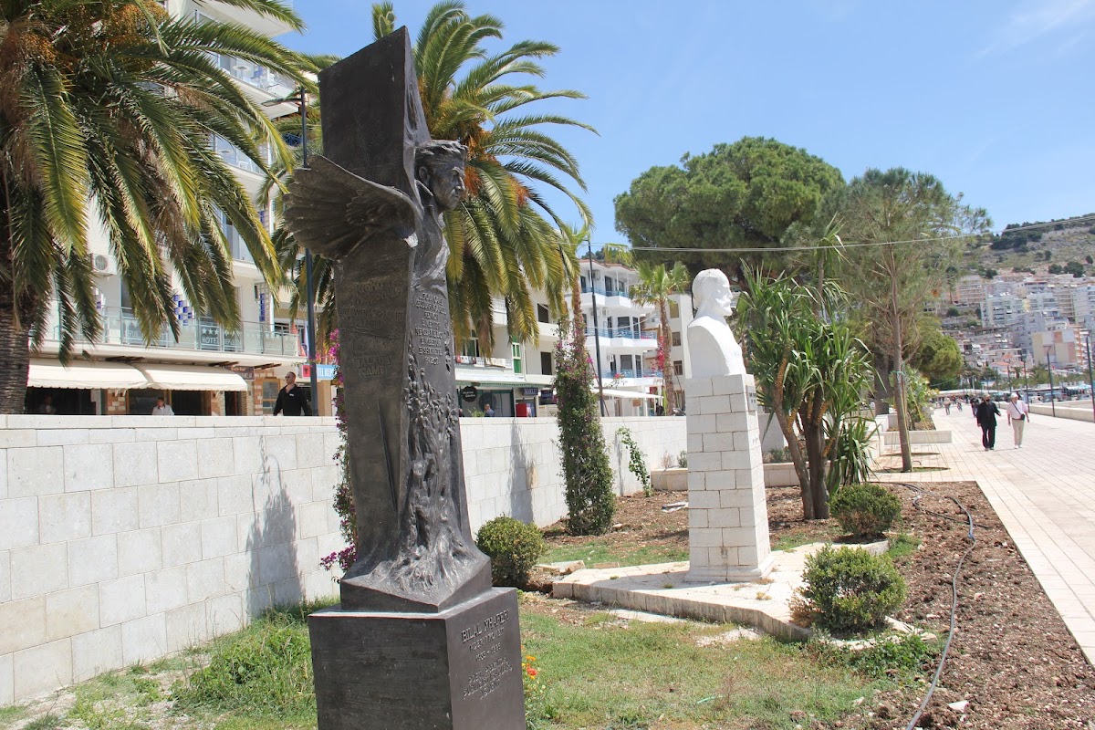 Hoxha Tahsin Sculpture & Bilal Xhaferi photo 4