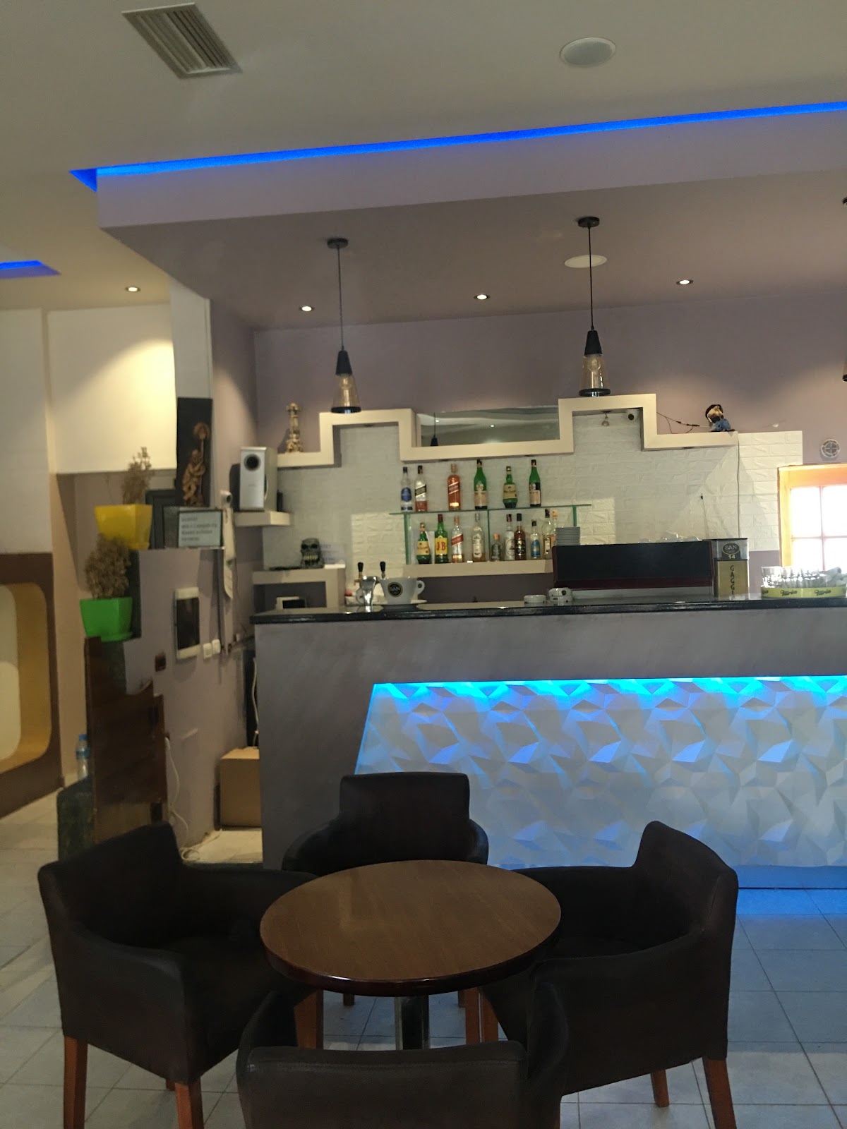 Bar Deon photo 2