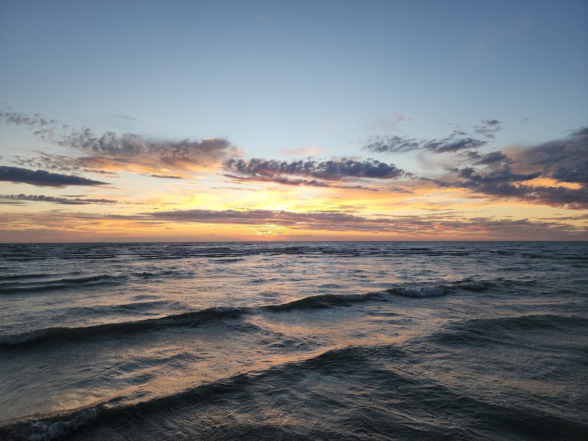 Seman Beach photo 4