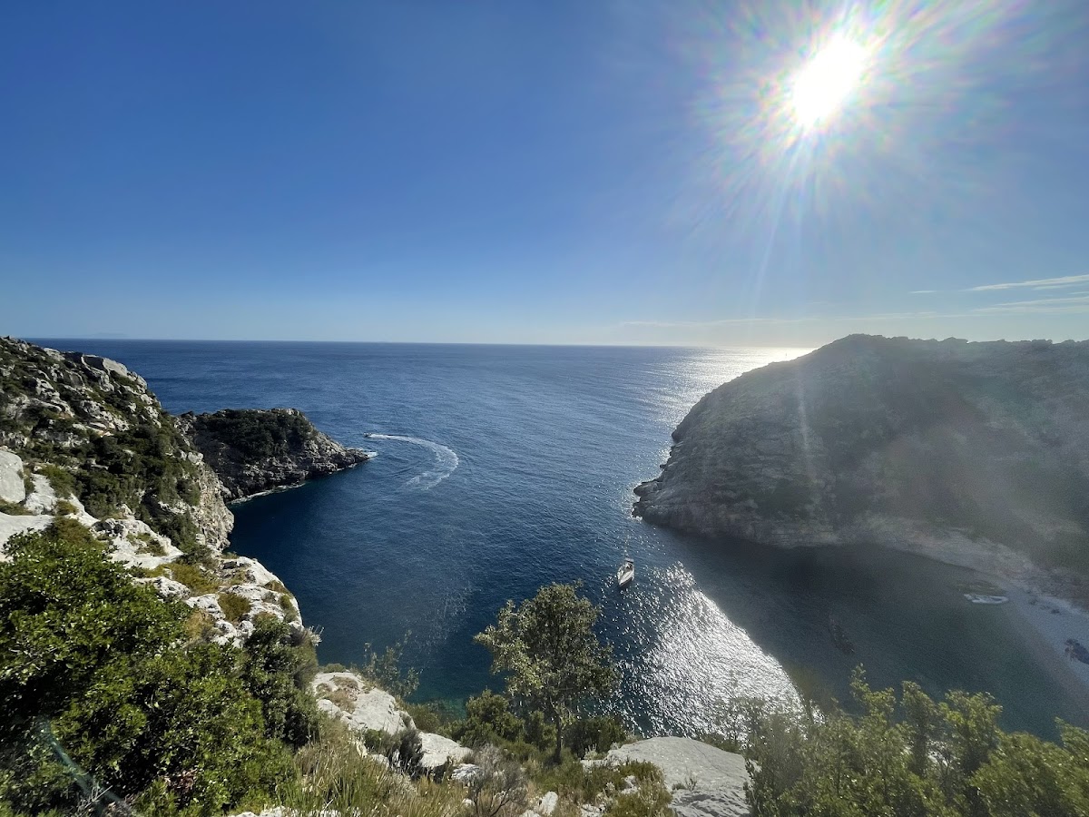 Grama Bay photo 3
