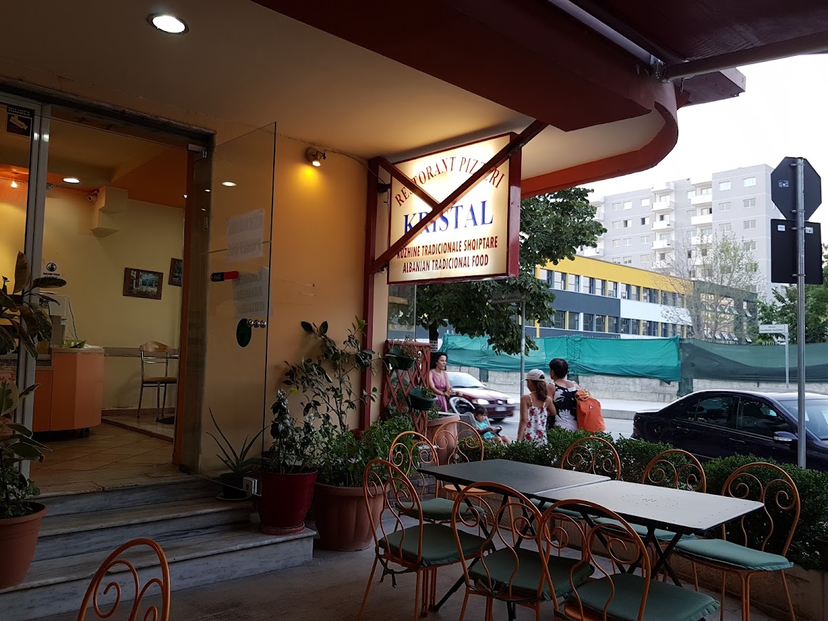 Restorant Pizzeri Kristal