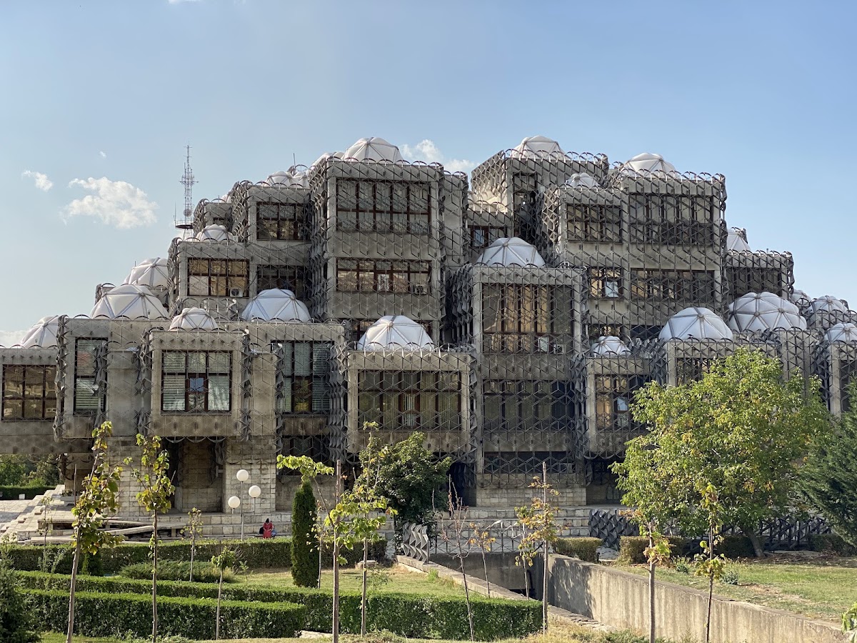 The National Library of Kosovo "Pjetër Bogdani" — Atraksione në Prishtinë — photo 2