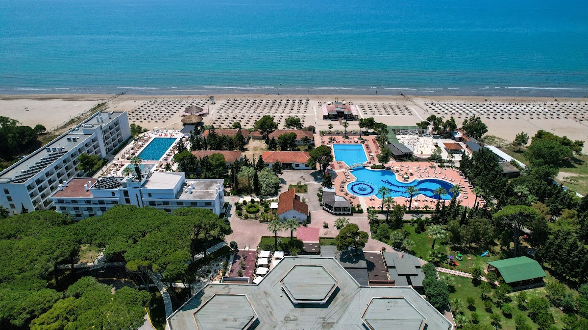 Tropikal Resort photo 5