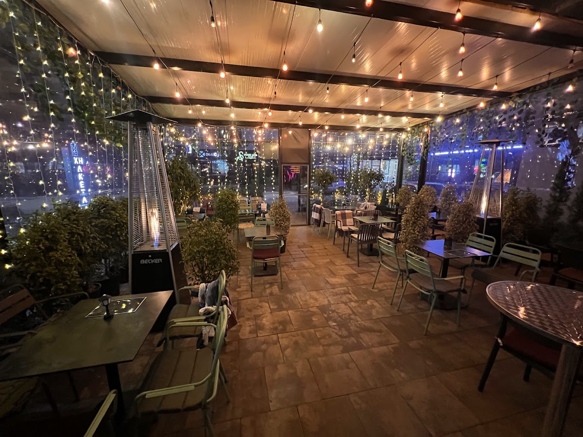 Level Lounge