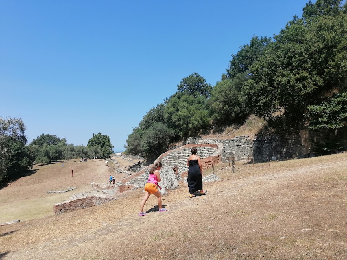 Obelisku i Apollon-it photo 4